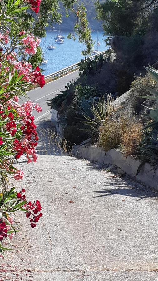Isola D'Elba Residence La Calle מראה חיצוני תמונה
